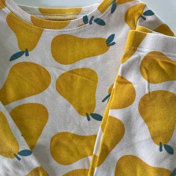 5T Old Navy Pajama Bundle